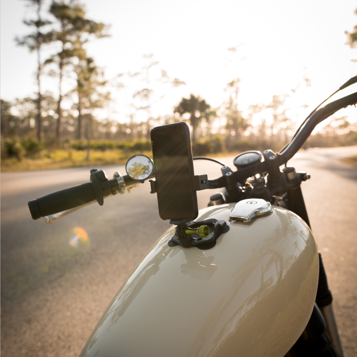 phone mount on motorcycle