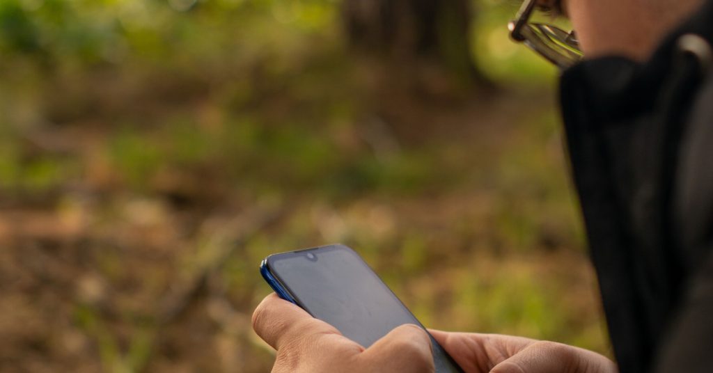 Man holding phone